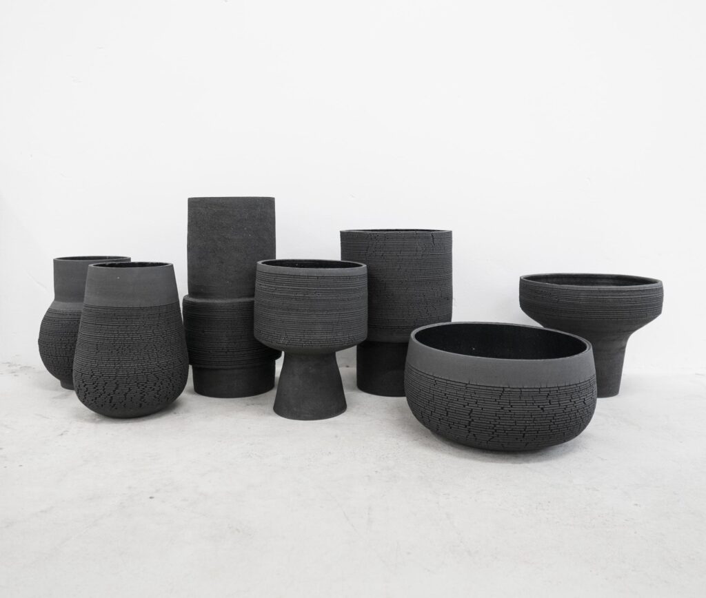 Handgemachte Keramikobjekte Serie Small Bricks by Yvette Hoffmann Design